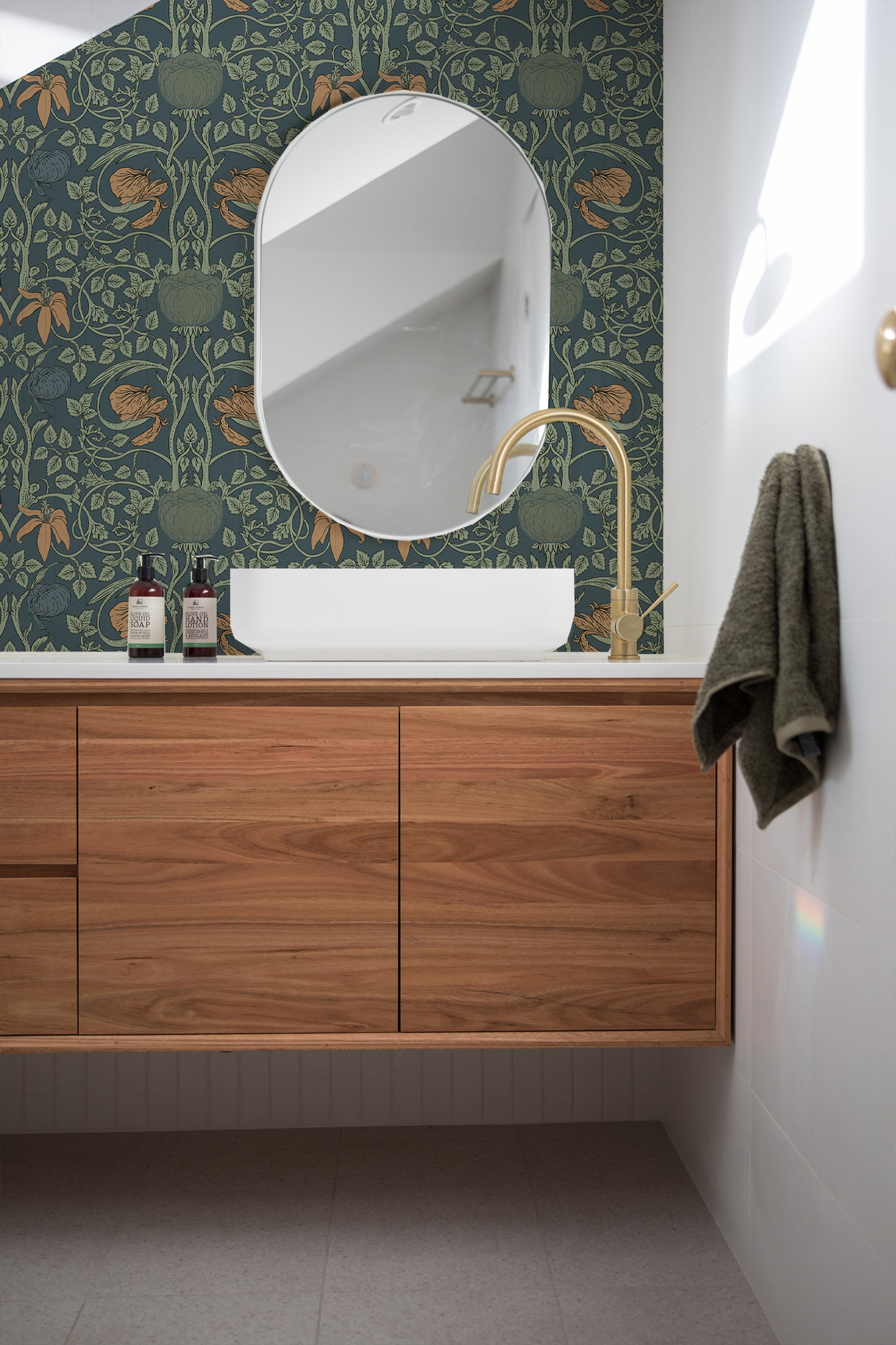 Retro Tulip Floral Removable Peel And Stick Wallpaper
